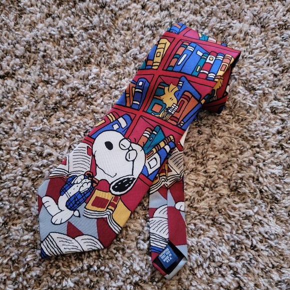 Vintage Snoopy Peanuts Woodstock Books Library Academia 100% Silk Tie 80s 90s - Picture 1 of 7